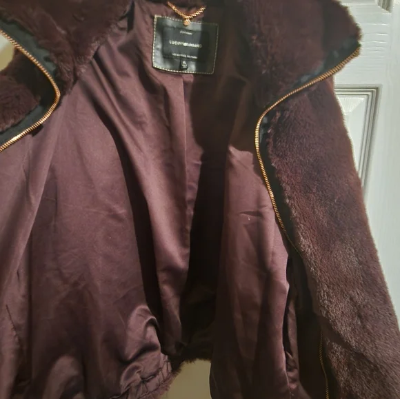 Lucky Brand Burgundy Teddy Jacket with Oversized Fit and Cozy Plush Texture Nwot - Picture 9 of 10